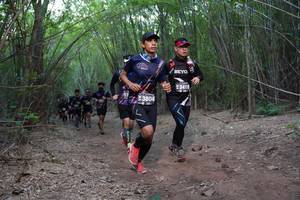 BIB: 3418, 3804
                            <button type="button" onclick="openModal(4111520)" class="btn btn-primary btn-sm float-right btn-popup" data-toggle="modal" data-target=".modal-high-quality">
                        <i class="fas fa-shopping-cart"></i> Add to Cart
                    </button>
                                            <button type="button" onclick="isThisMe(4111520, true)" class="btn btn-success btn-sm float-right btn-popup btn-isme hidden" data-toggle="tooltip" data-placement="bottom" title="นี่คือรูปของคุณใช่ไหม คลิกที่นี่เพื่อเอาเข้าอัลบั้ม">
                        <i class="fas fa-plus"></i> Add to album
                    </button>
                    <button type="button" onclick="isThisMe(4111520, false)" class="btn btn-warning btn-sm float-right btn-popup btn-isnotme hidden">
                        <i class="fas fa-ban"></i> Remove from album
                    </button>